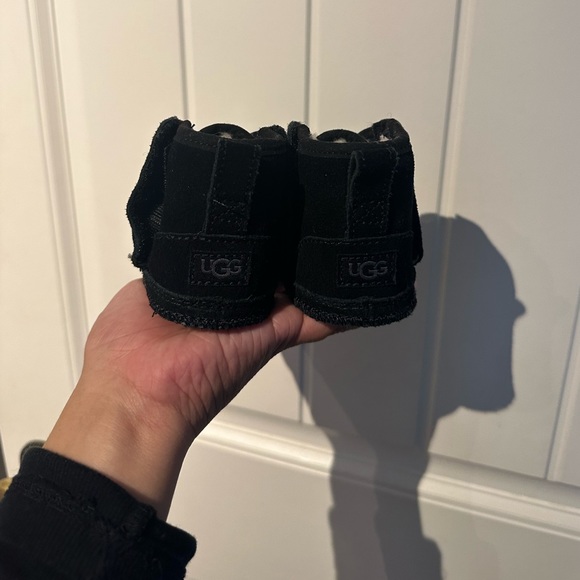Toddler uggs - Picture 2 of 2
